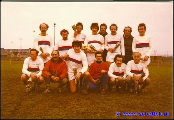 Henk Dikmans (89) overleden